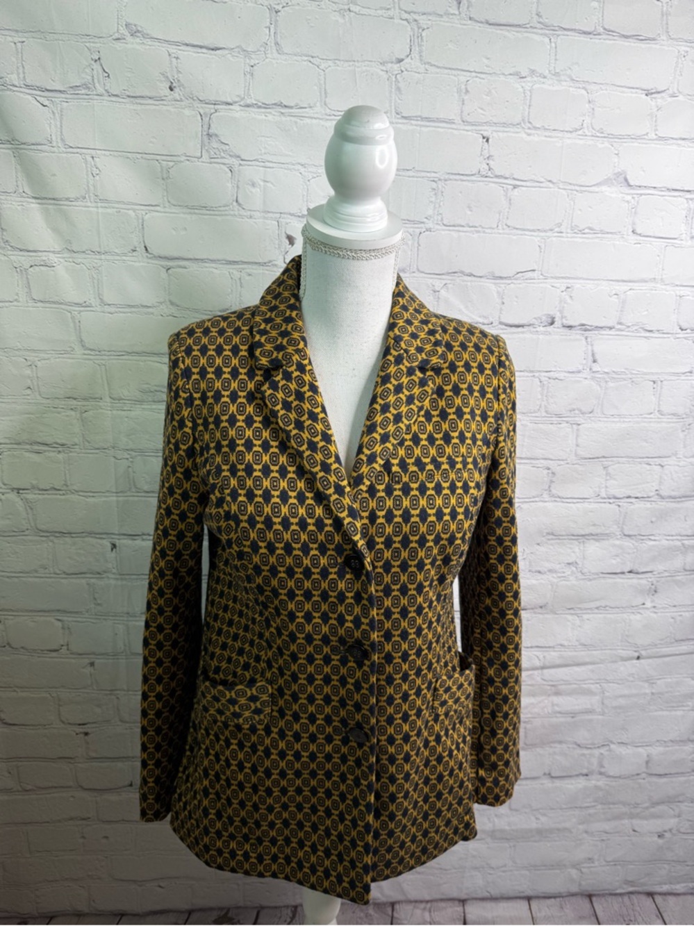 CAbi Standout Medallion Knit Blazer Mustard Small